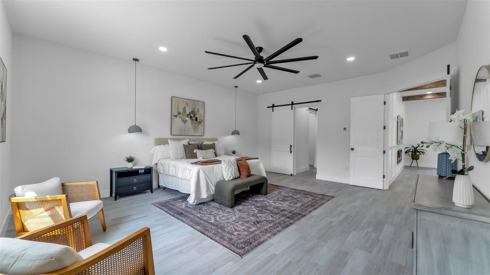 Image 18 of 44 For 104 Thrasher Road