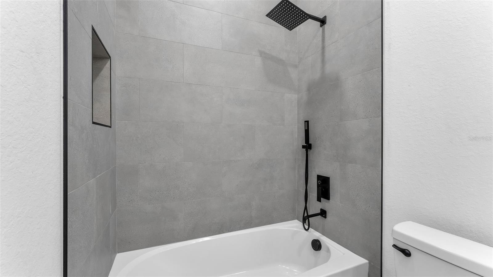 Image 20 of 44 For 104 Thrasher Road