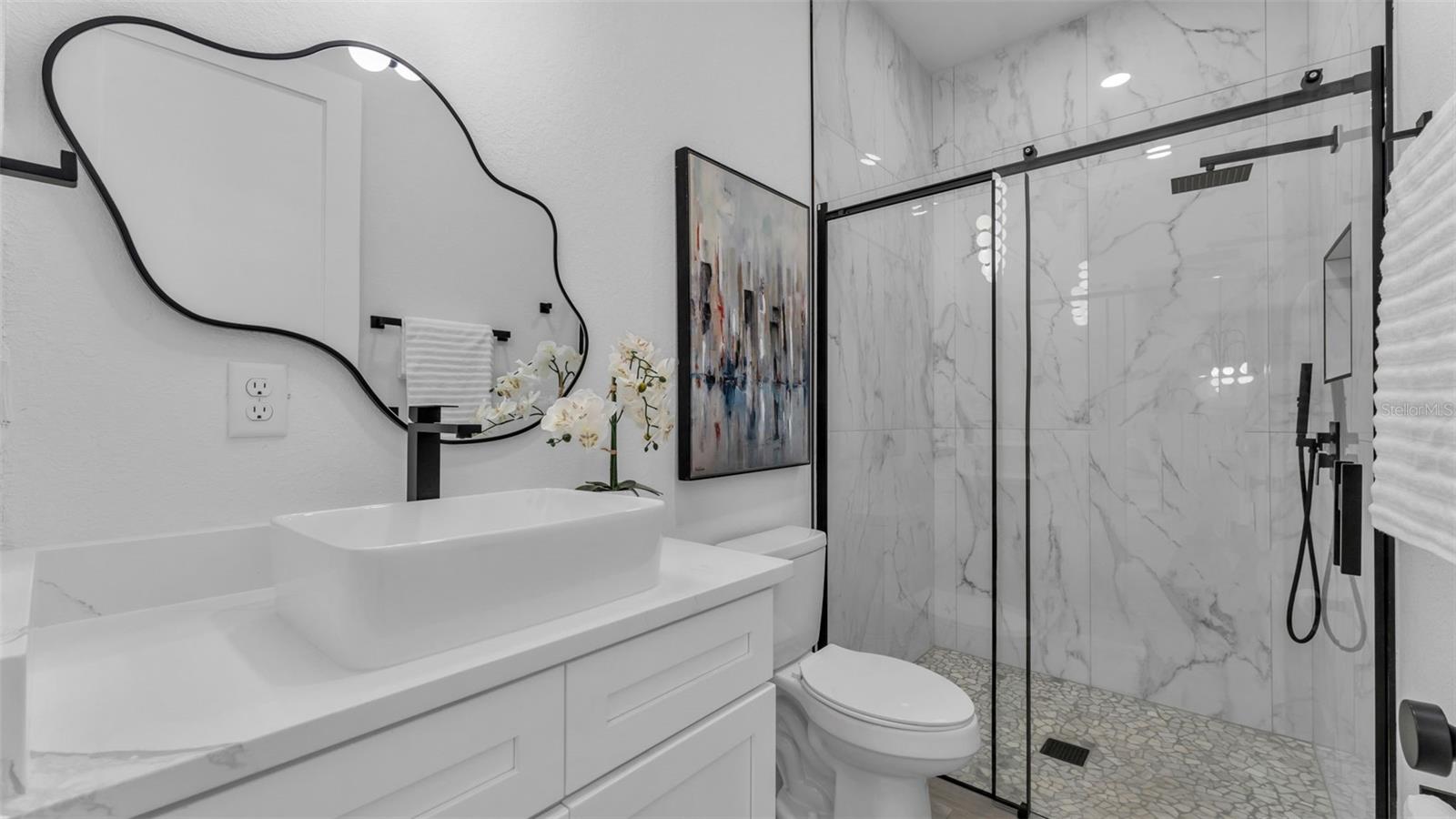 Image 31 of 44 For 104 Thrasher Road