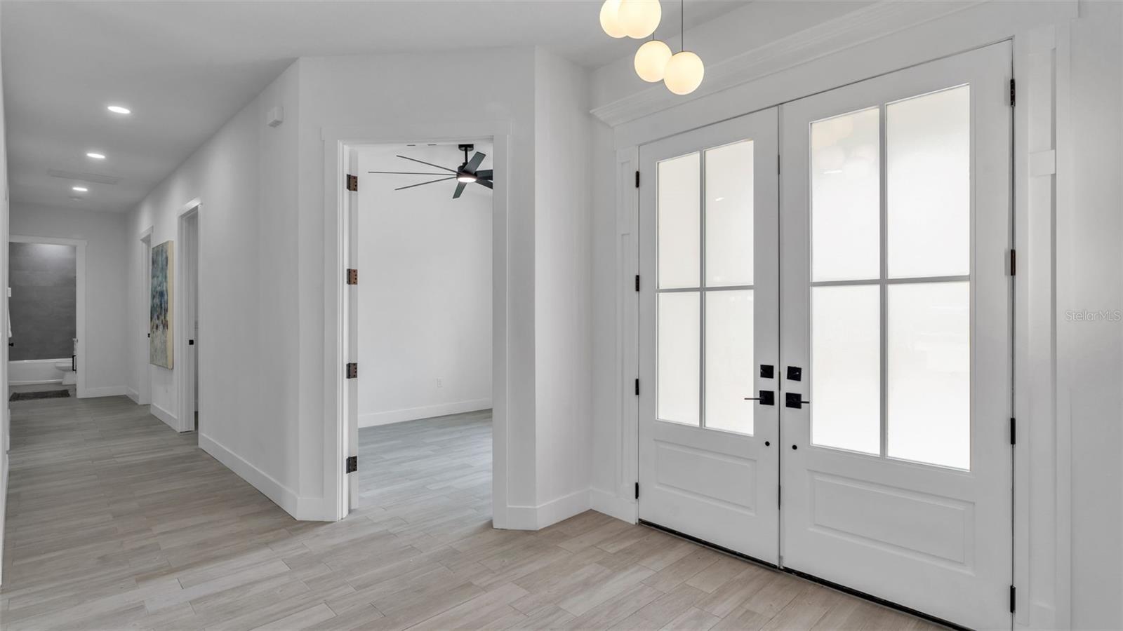 Image 4 of 44 For 104 Thrasher Road