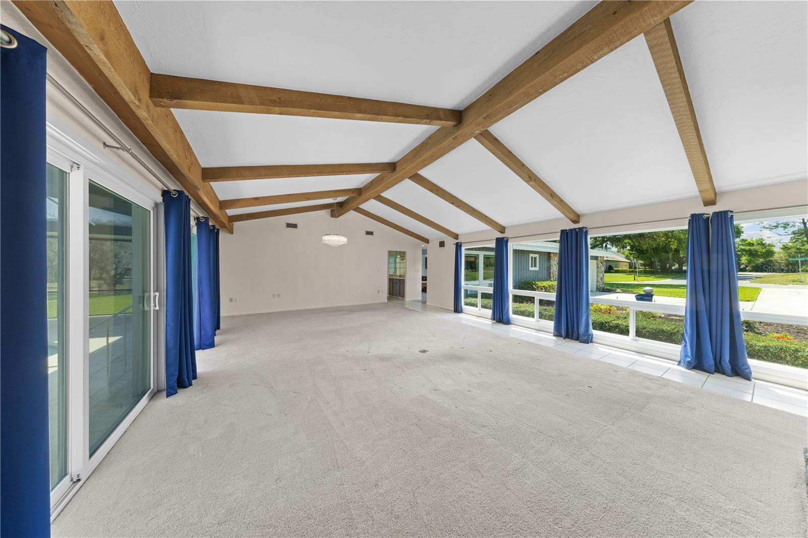 Image 24 of 74 For 121 Arrowhead Lane