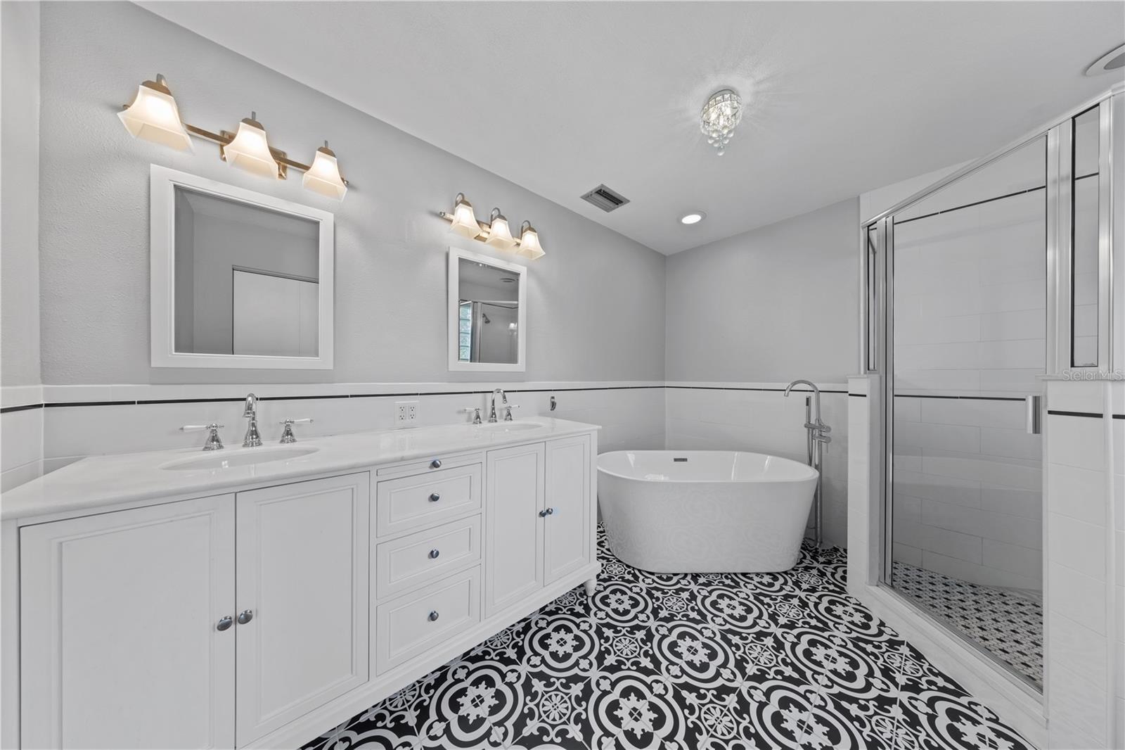 Image 28 of 74 For 121 Arrowhead Lane