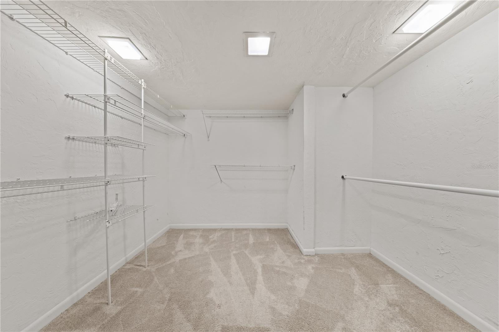 Image 33 of 74 For 121 Arrowhead Lane