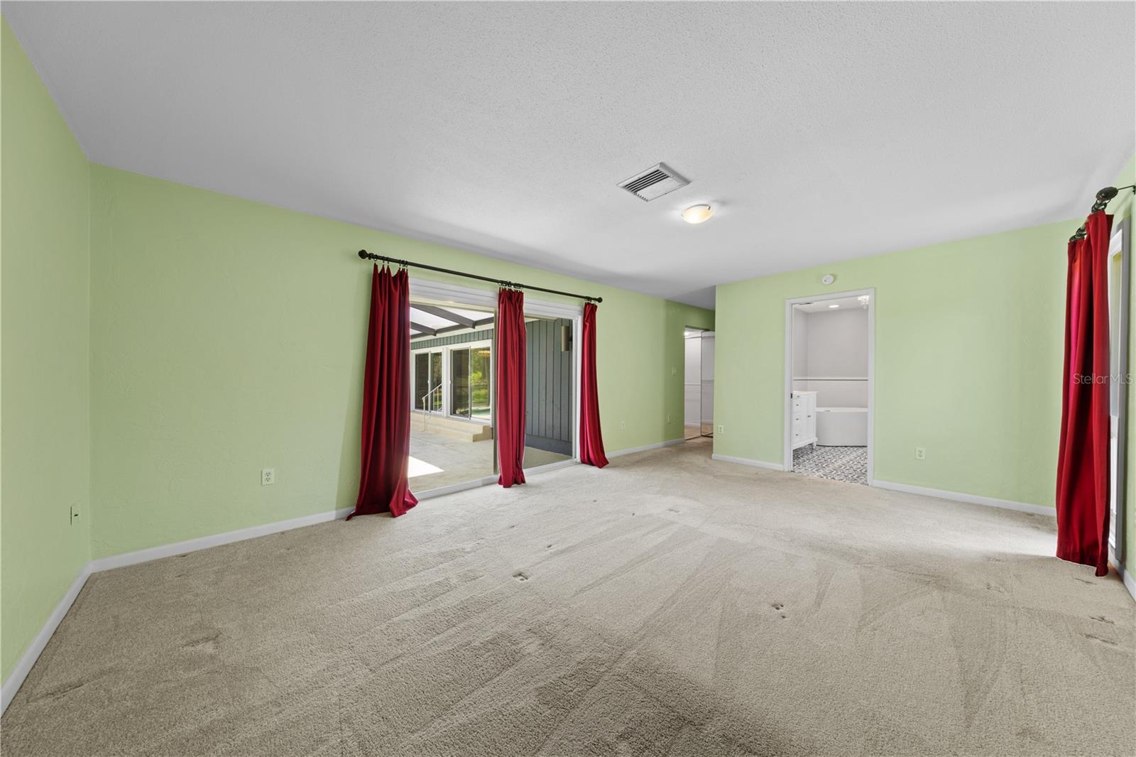 Image 39 of 74 For 121 Arrowhead Lane