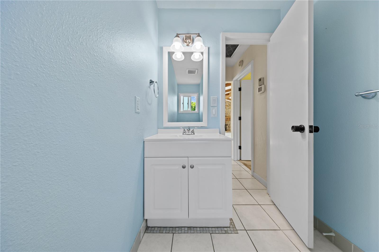 Image 50 of 74 For 121 Arrowhead Lane