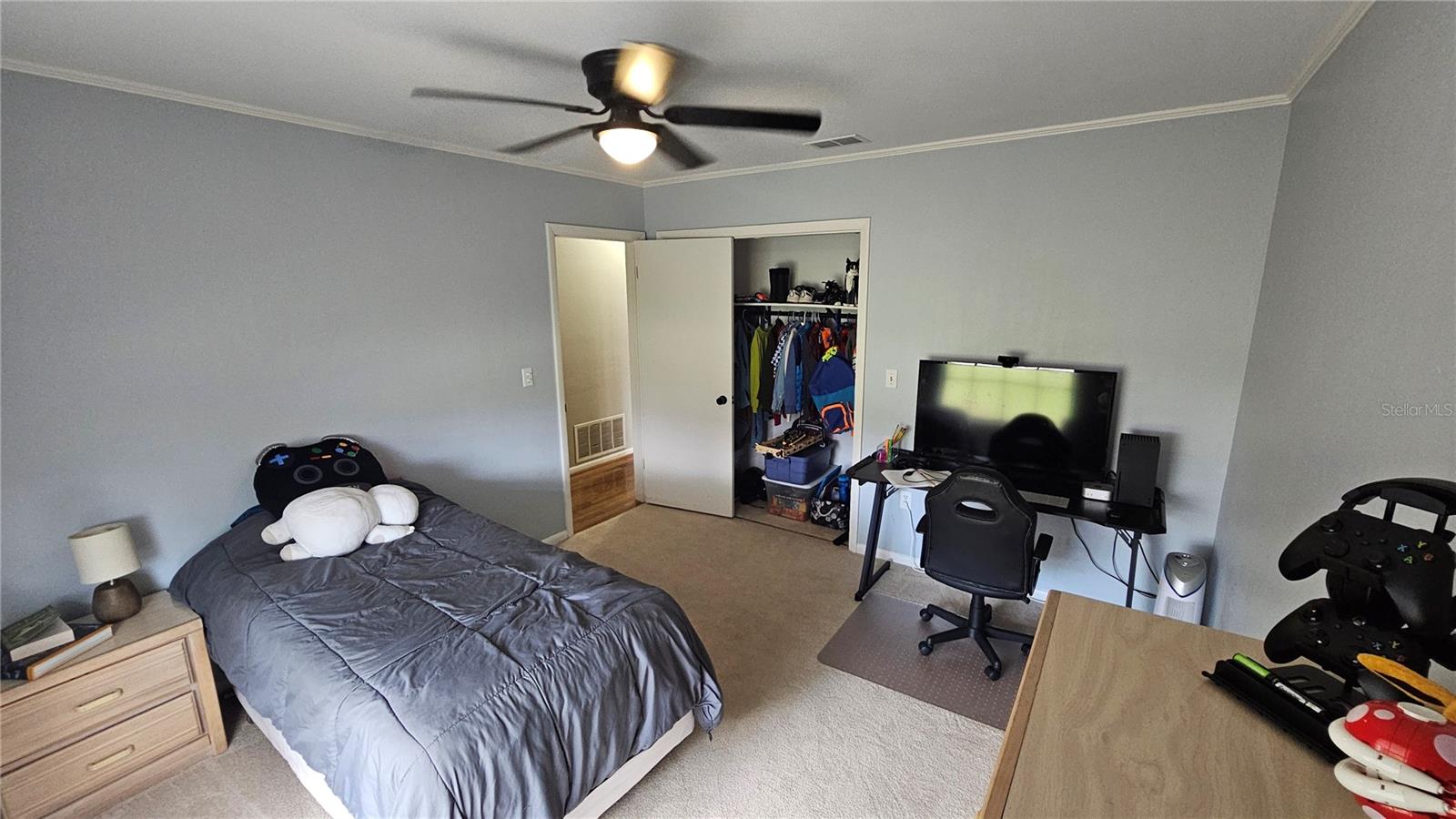 Image 19 of 30 For 184 Lake Otis Road