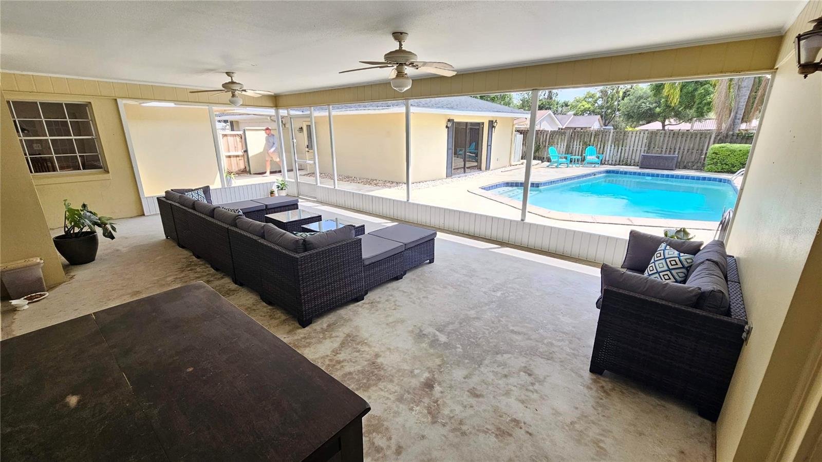 Image 23 of 30 For 184 Lake Otis Road