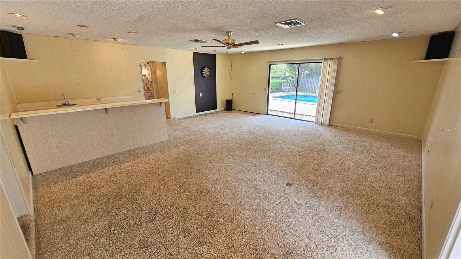 Image 27 of 30 For 184 Lake Otis Road