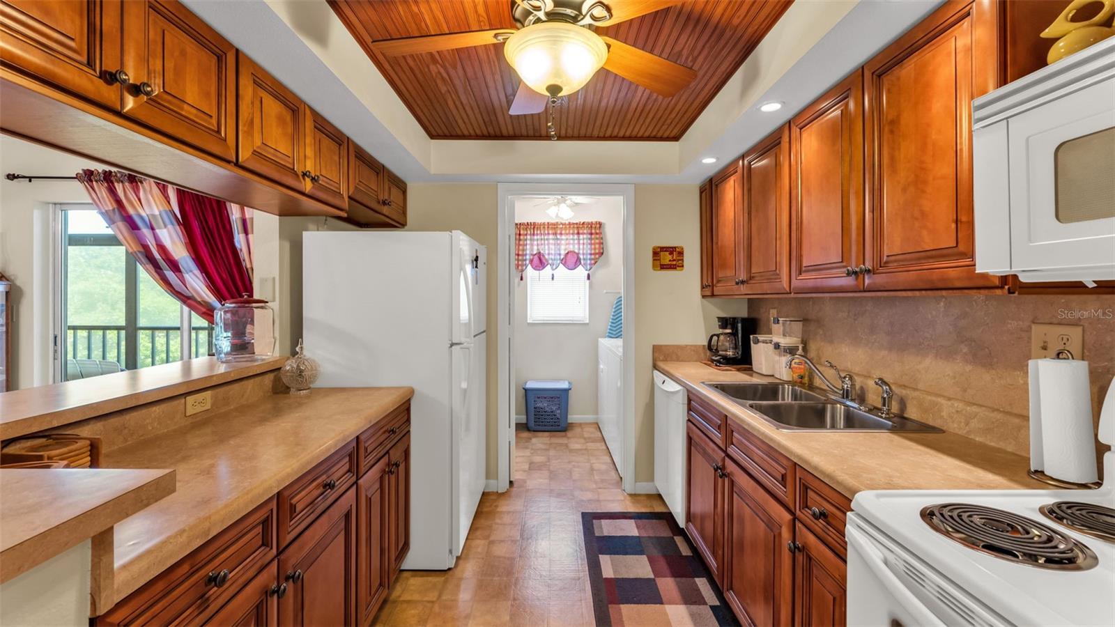 Image 13 of 34 For 1130 Lake Parker Avenue C321