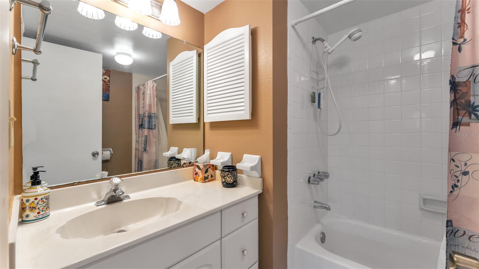 Image 19 of 34 For 1130 Lake Parker Avenue C321