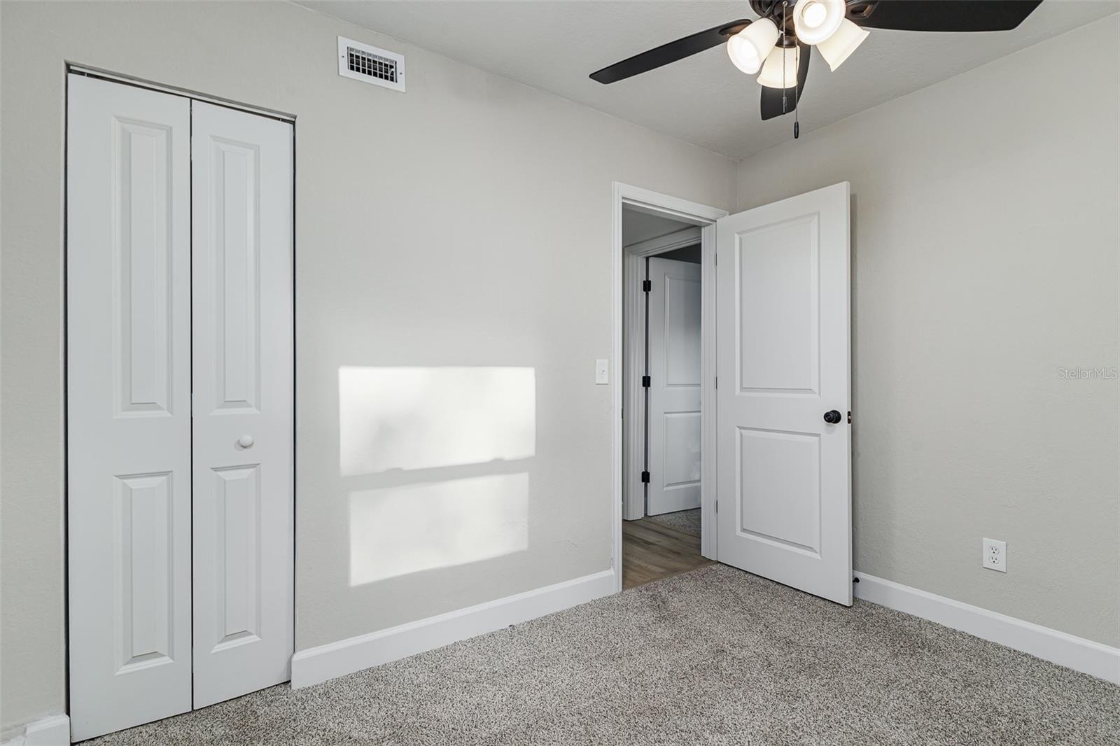 Image 21 of 32 For 315 Itasca Avenue