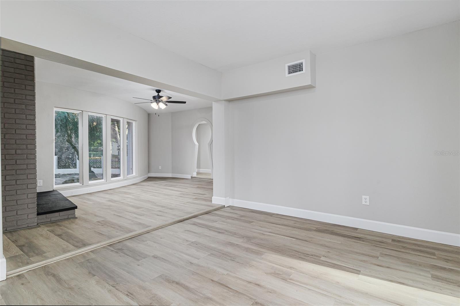 Image 8 of 32 For 315 Itasca Avenue