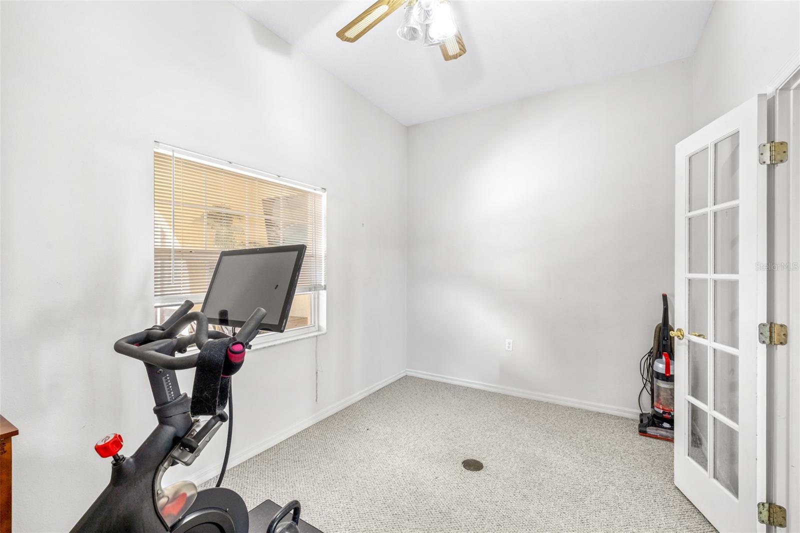 Image 10 of 62 For 2134 Kirkland Lake Drive