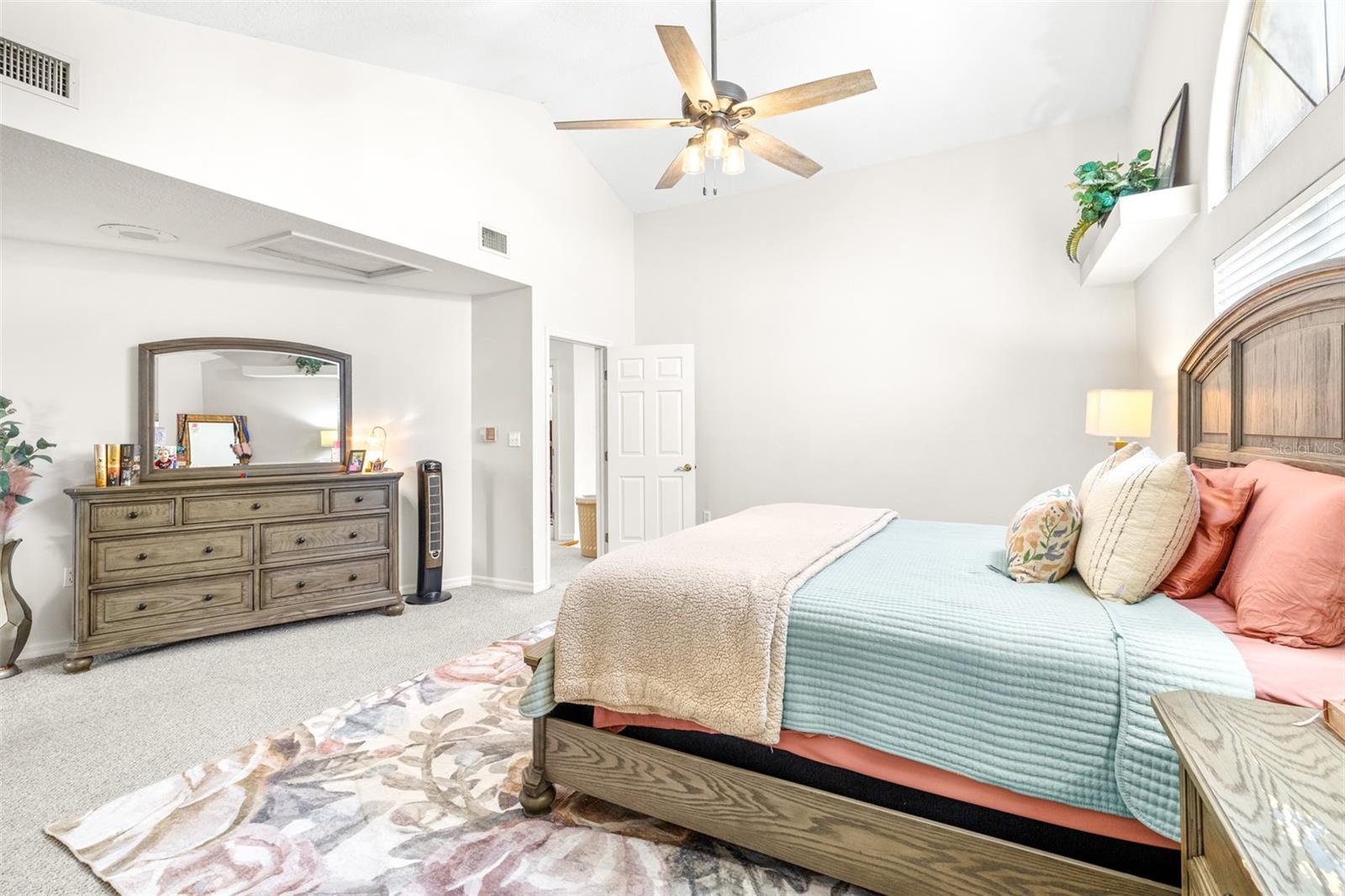 Image 30 of 62 For 2134 Kirkland Lake Drive