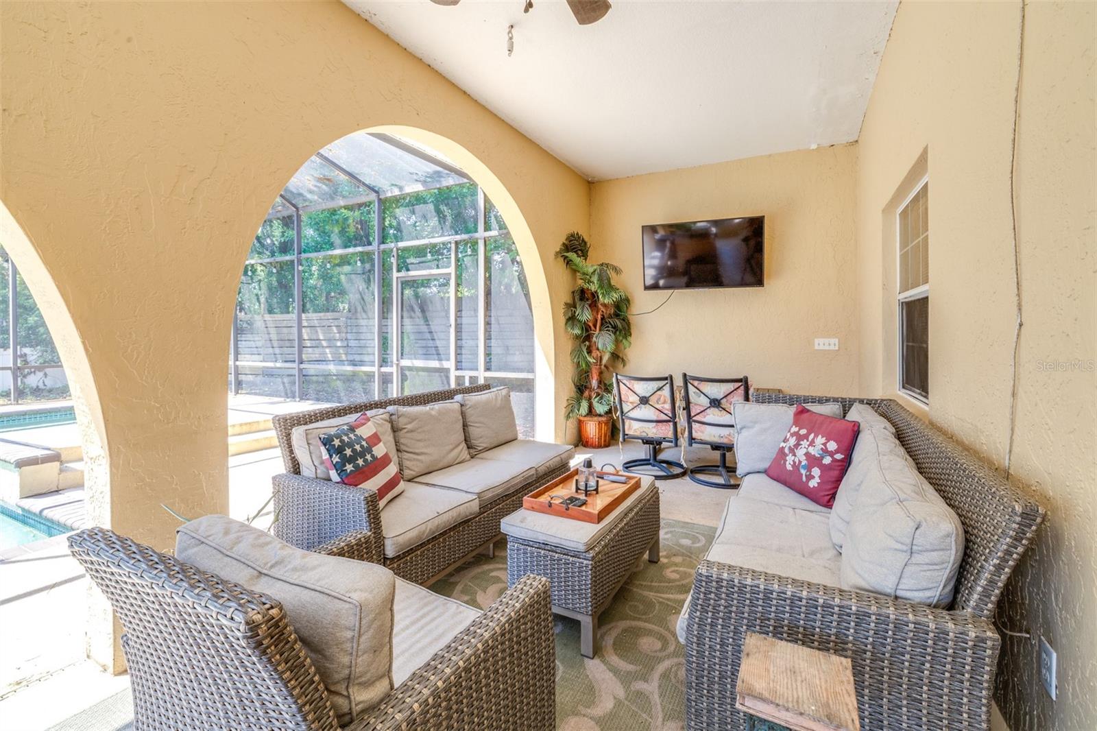 Image 44 of 62 For 2134 Kirkland Lake Drive