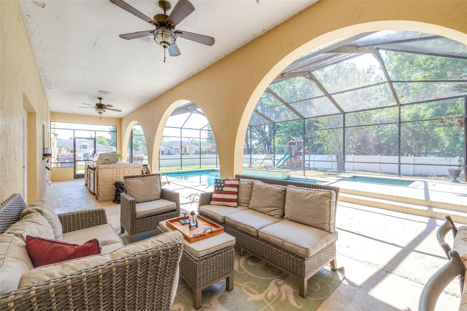 Image 45 of 62 For 2134 Kirkland Lake Drive