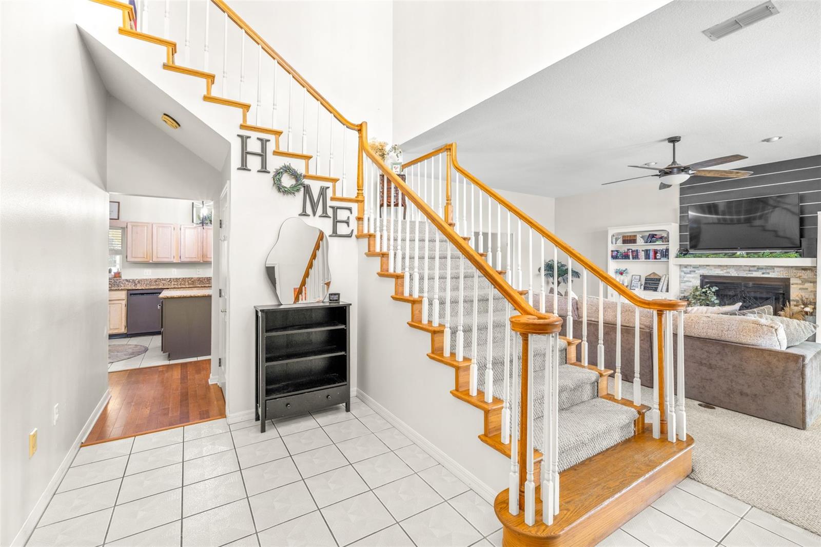 Image 5 of 62 For 2134 Kirkland Lake Drive