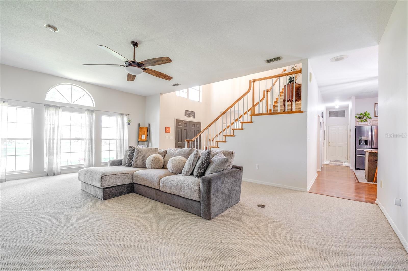 Image 8 of 62 For 2134 Kirkland Lake Drive