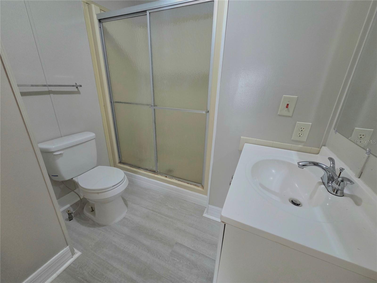 Image 12 of 31 For 2253 & 2249 Golfview Street