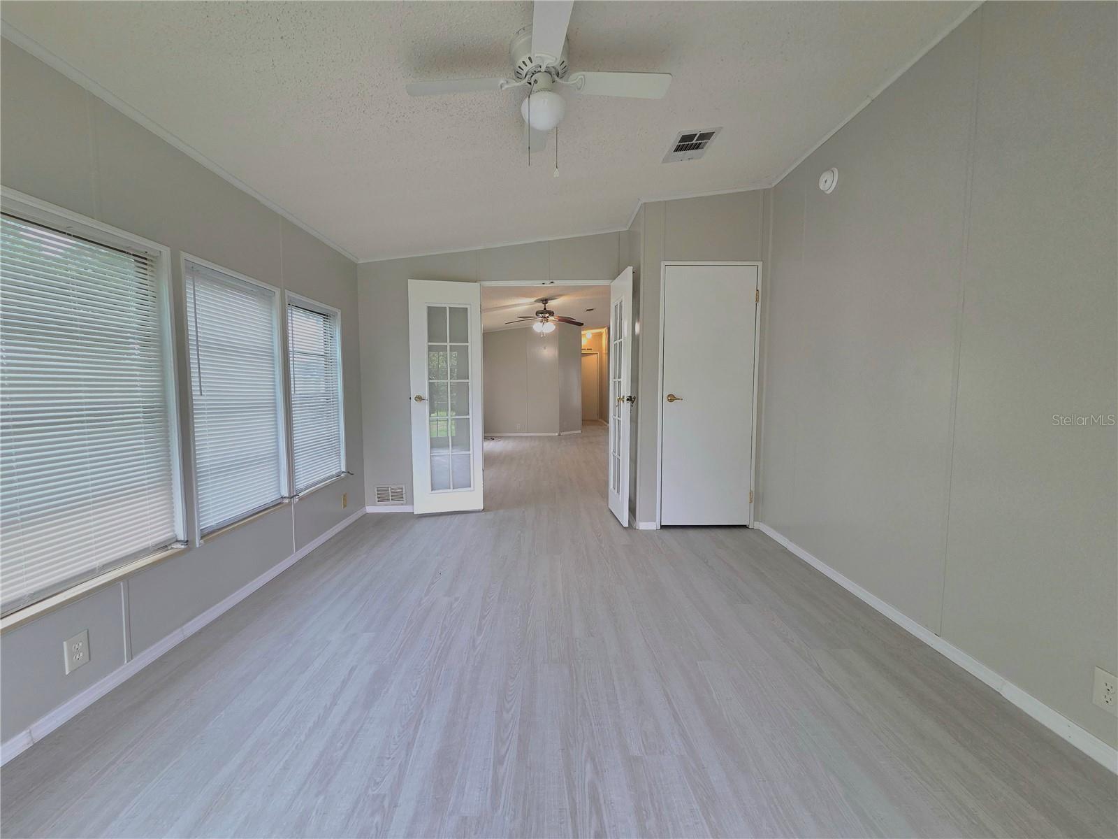 Image 14 of 31 For 2253 & 2249 Golfview Street