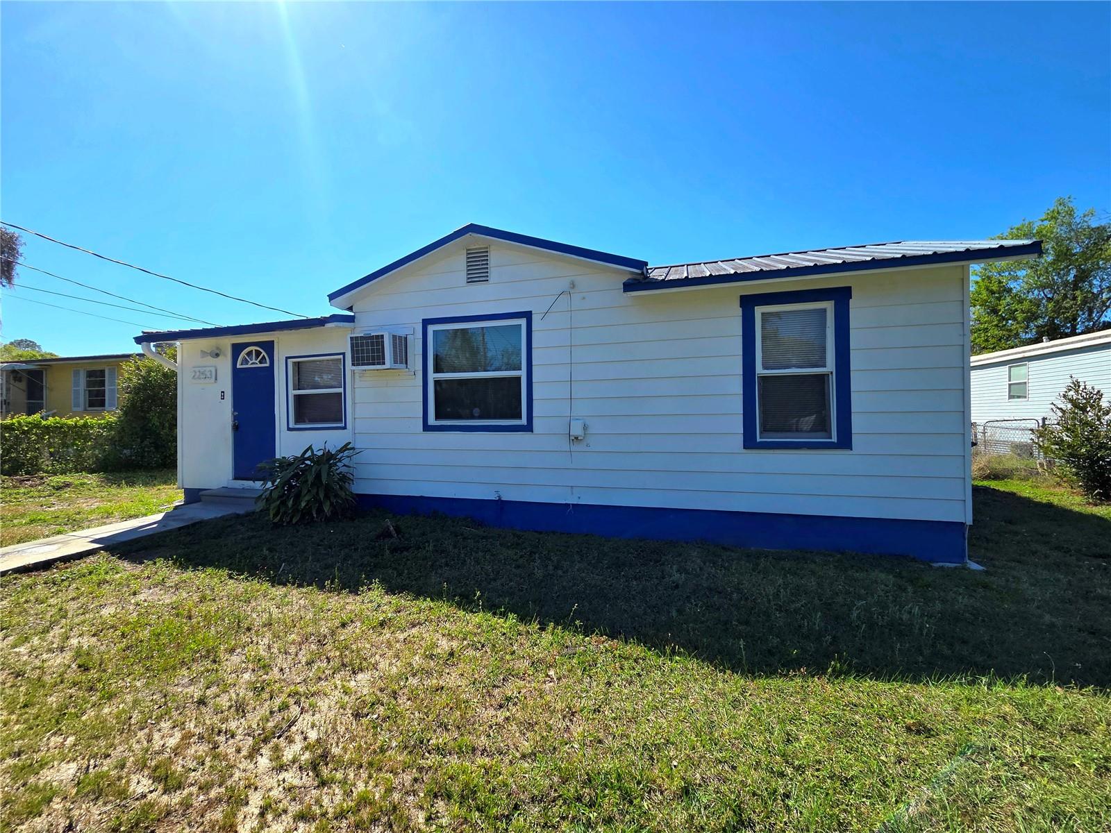 Image 18 of 31 For 2253 & 2249 Golfview Street