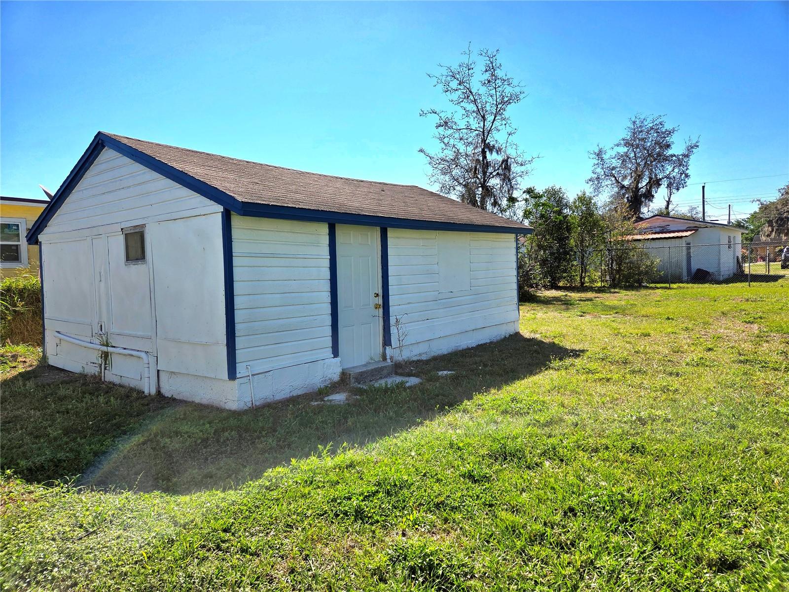 Image 31 of 31 For 2253 & 2249 Golfview Street