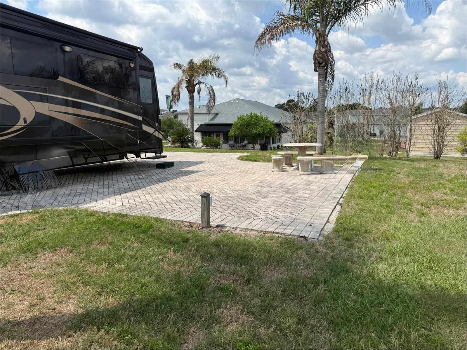 Image 3 of 7 For 1030 Rally Drive