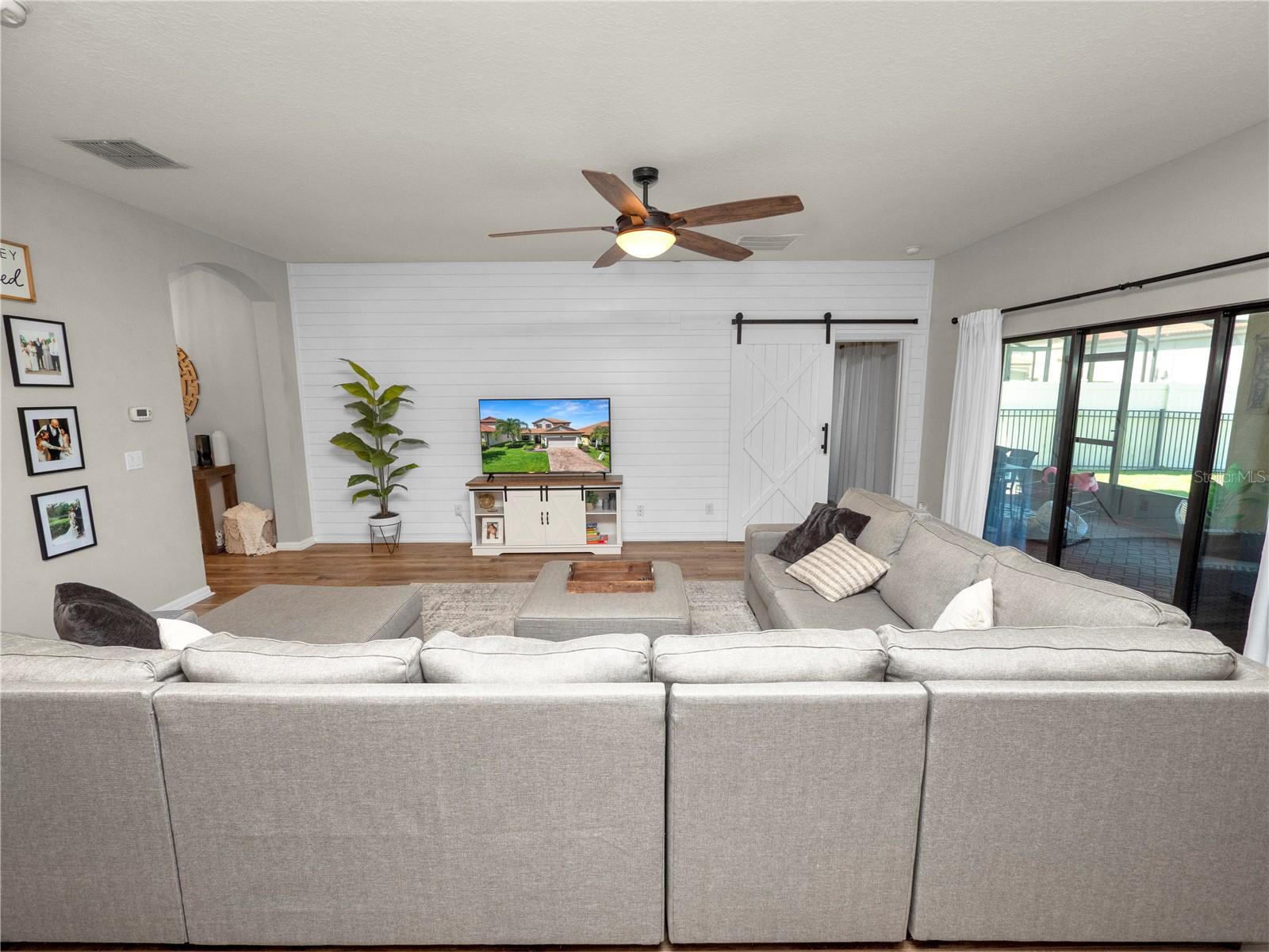 Image 11 of 86 For 3908 Vista Trace Way