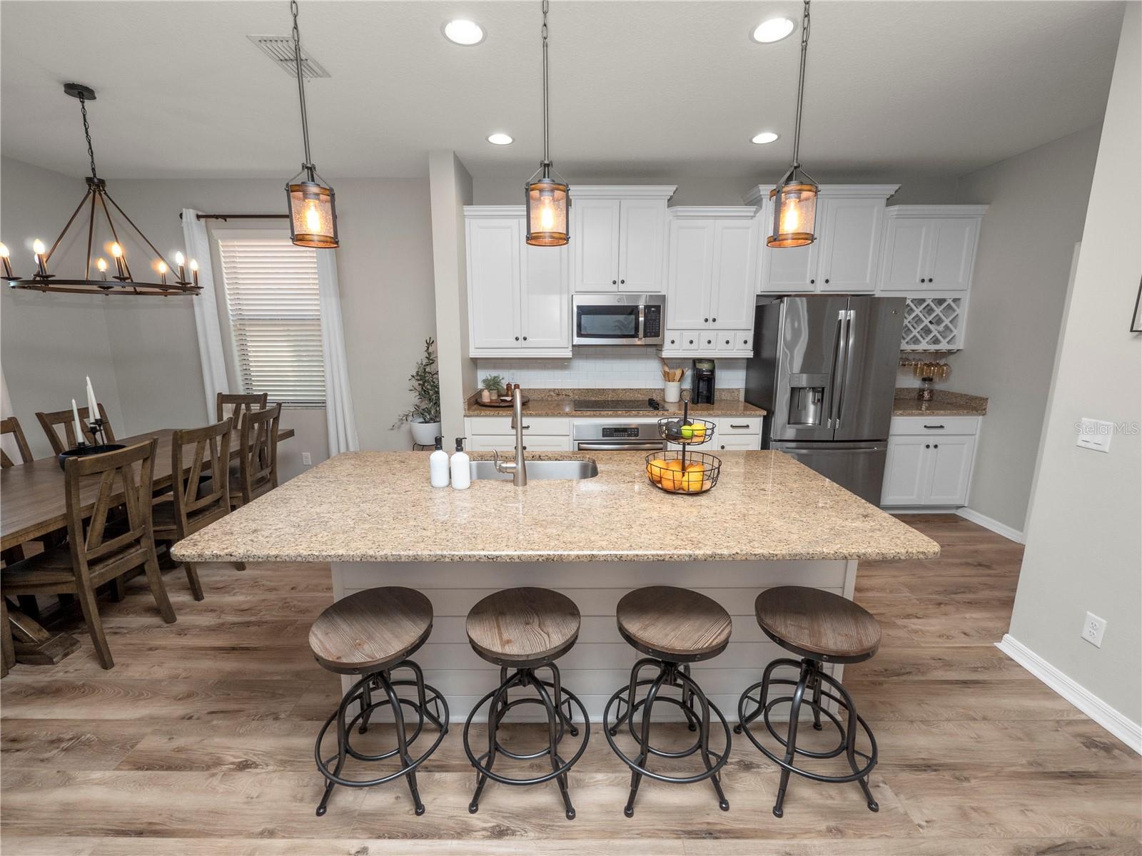 Image 16 of 86 For 3908 Vista Trace Way