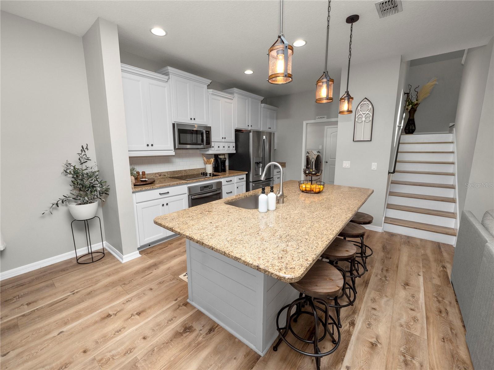 Image 19 of 86 For 3908 Vista Trace Way