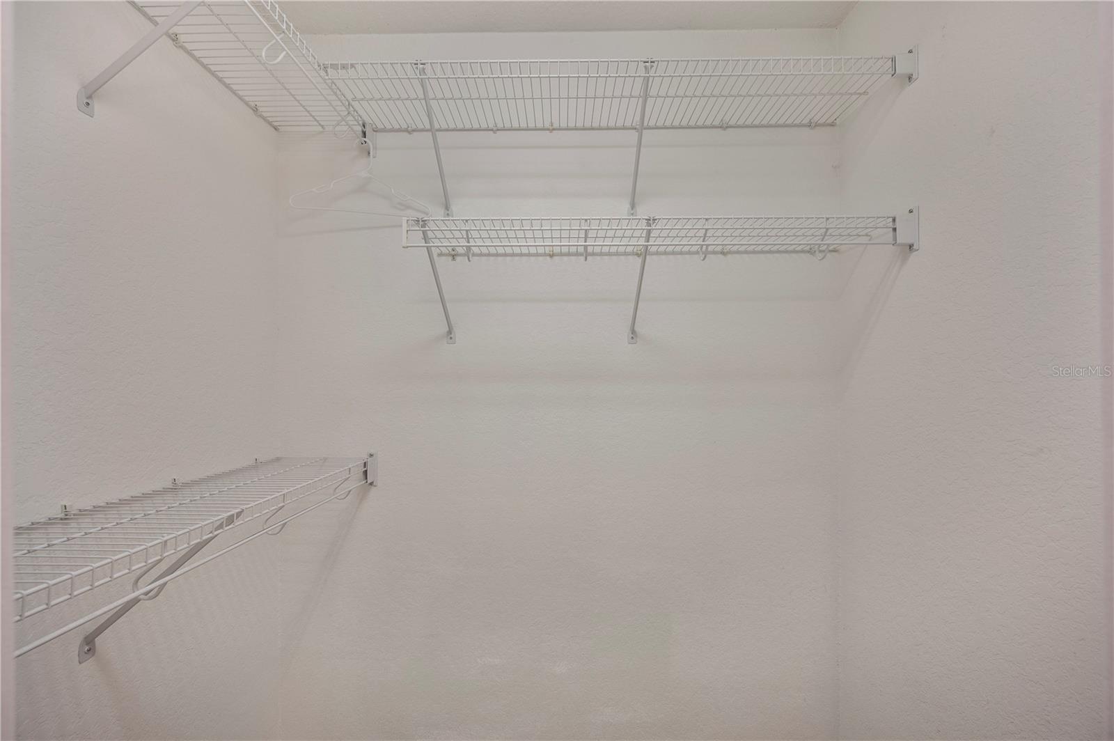 Image 31 of 50 For 5711 Manchester Drive E