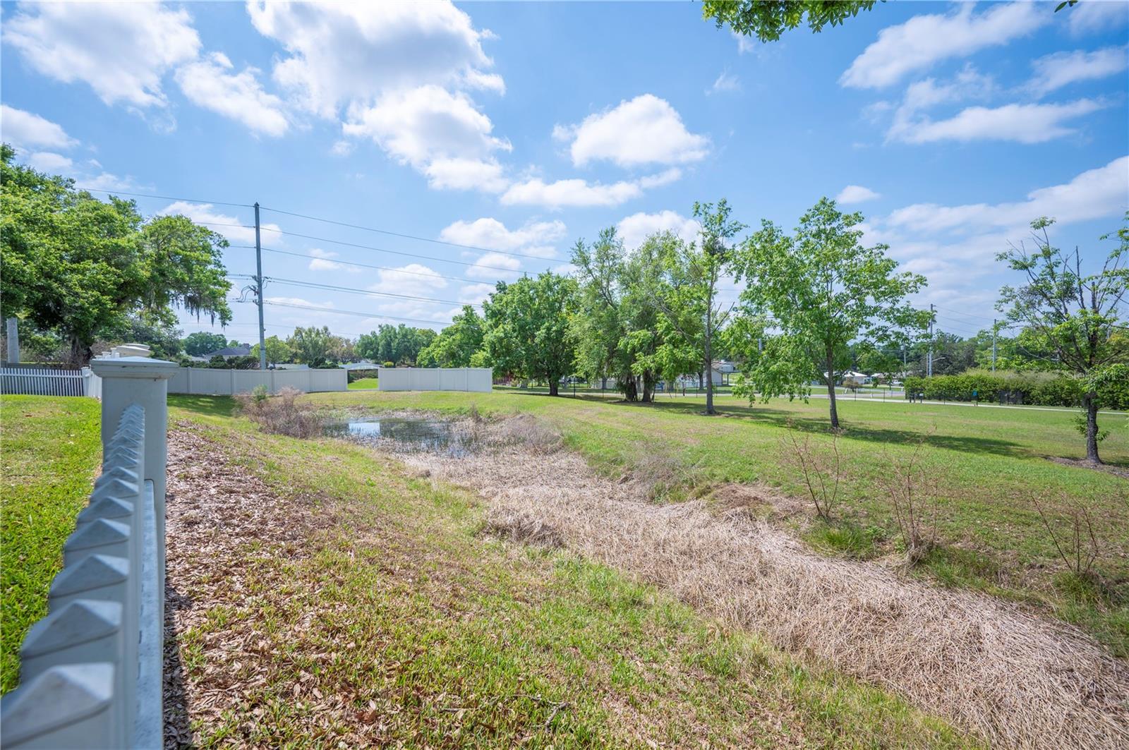 Image 35 of 50 For 5711 Manchester Drive E