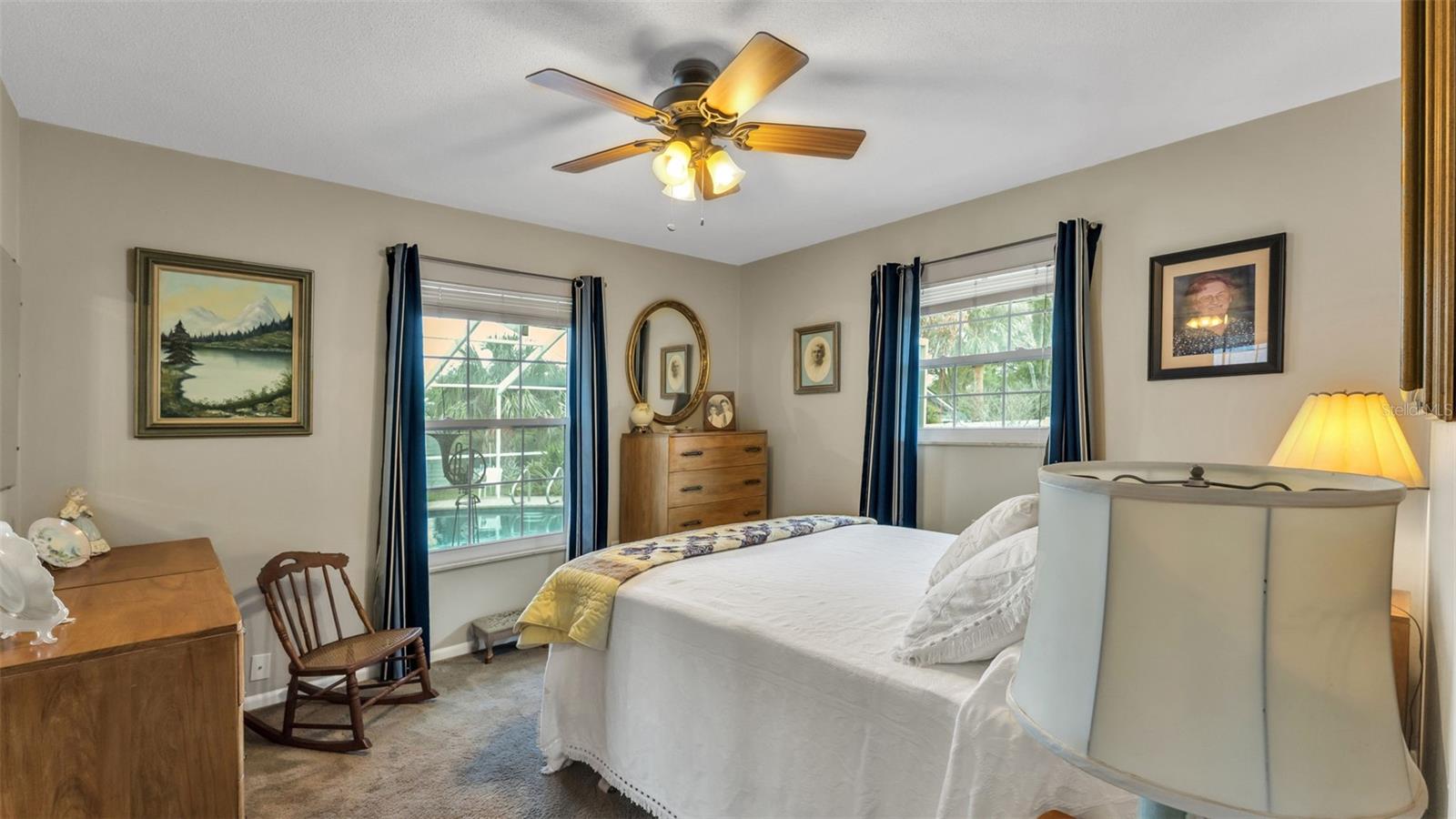 Image 24 of 63 For 901 Woodward Street