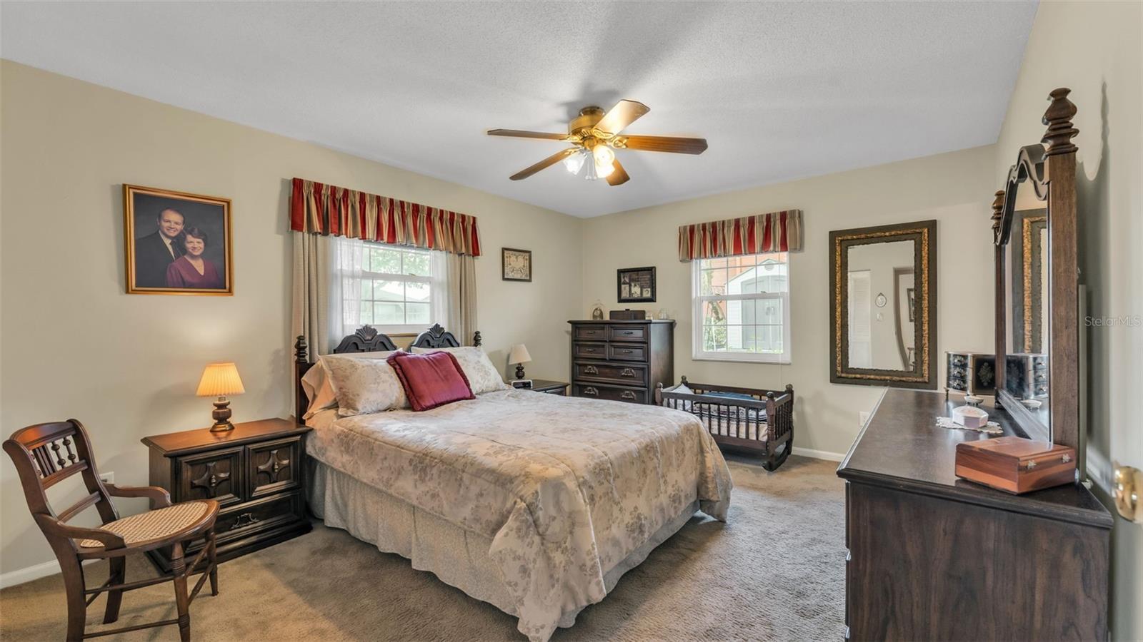 Image 25 of 63 For 901 Woodward Street