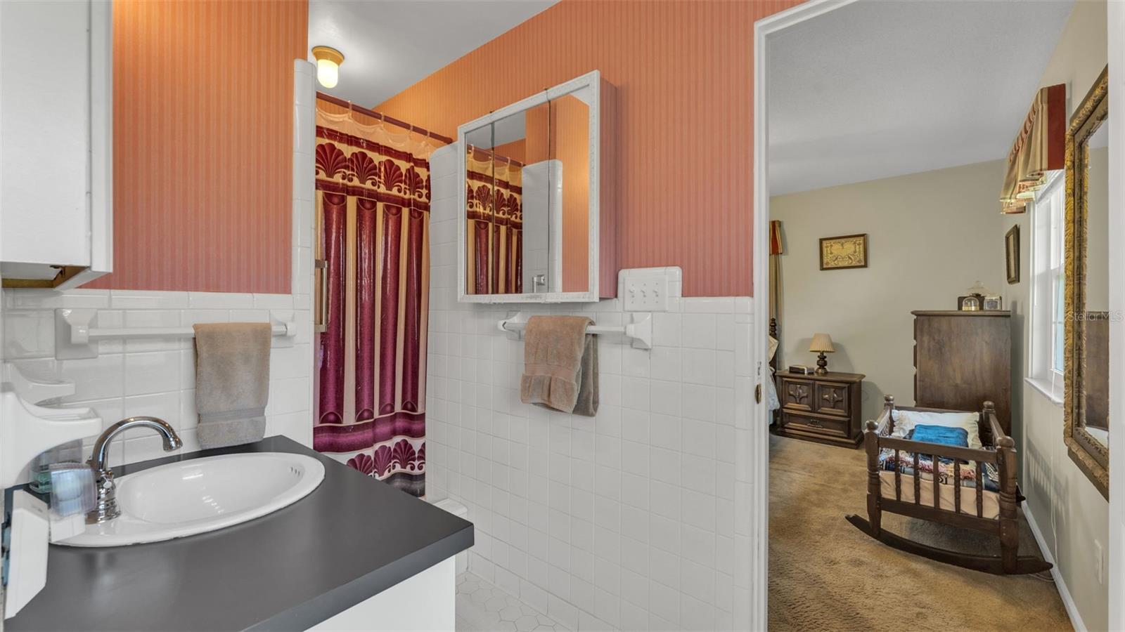 Image 29 of 63 For 901 Woodward Street