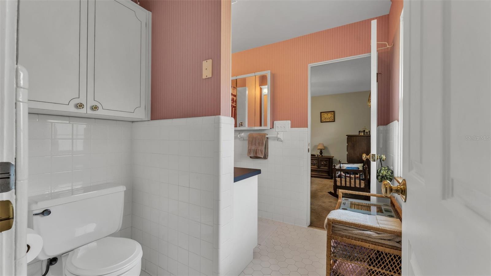 Image 30 of 63 For 901 Woodward Street