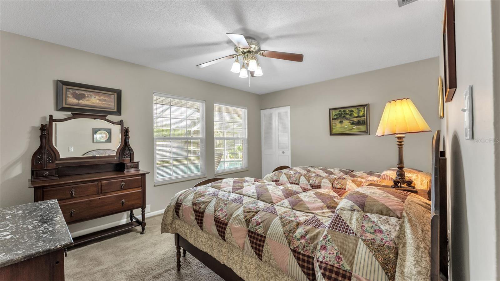 Image 35 of 63 For 901 Woodward Street