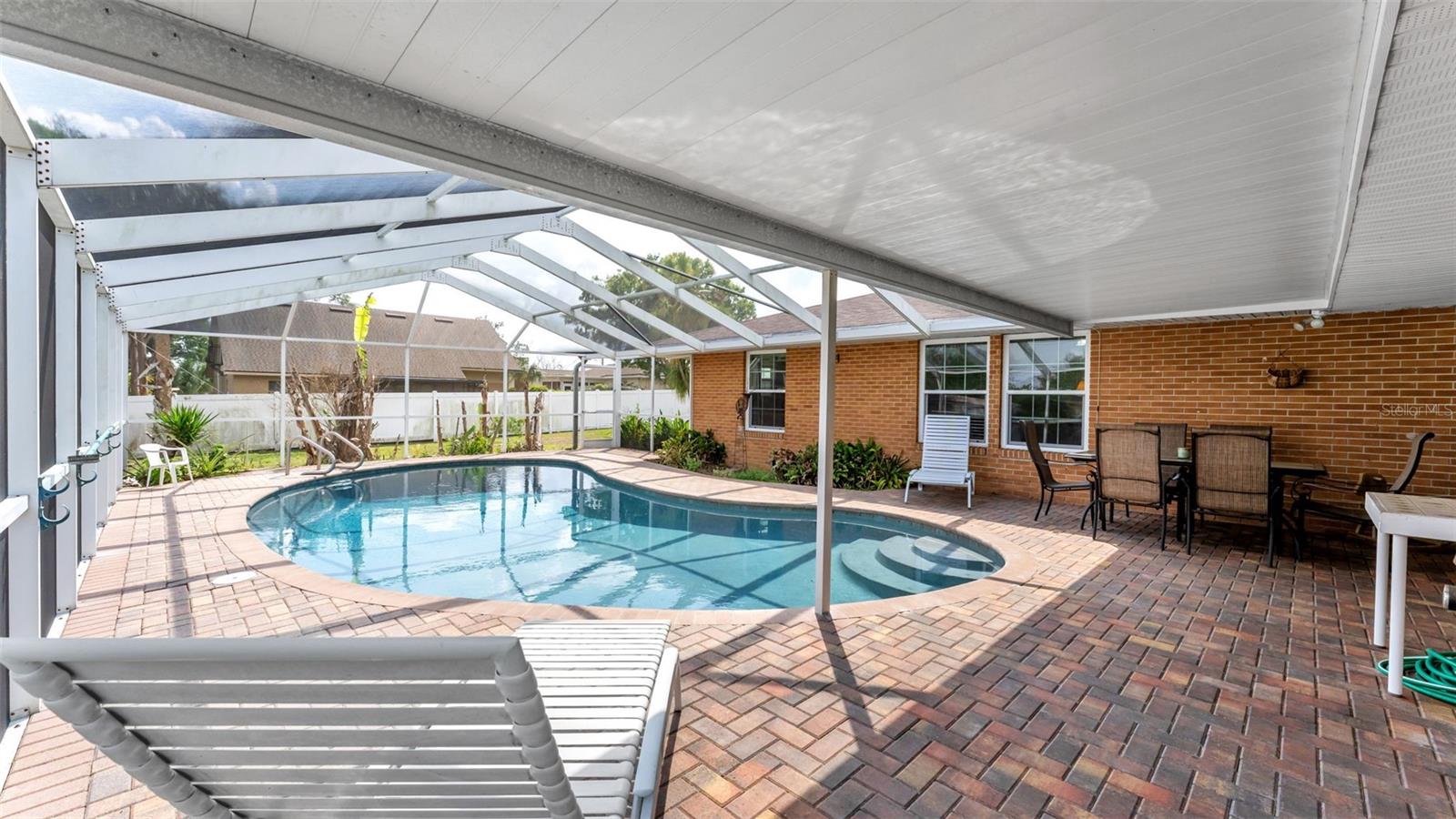 Image 44 of 63 For 901 Woodward Street