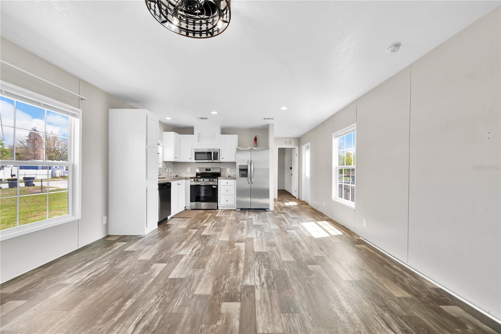 Image 6 of 22 For 5732 Windsong Lane