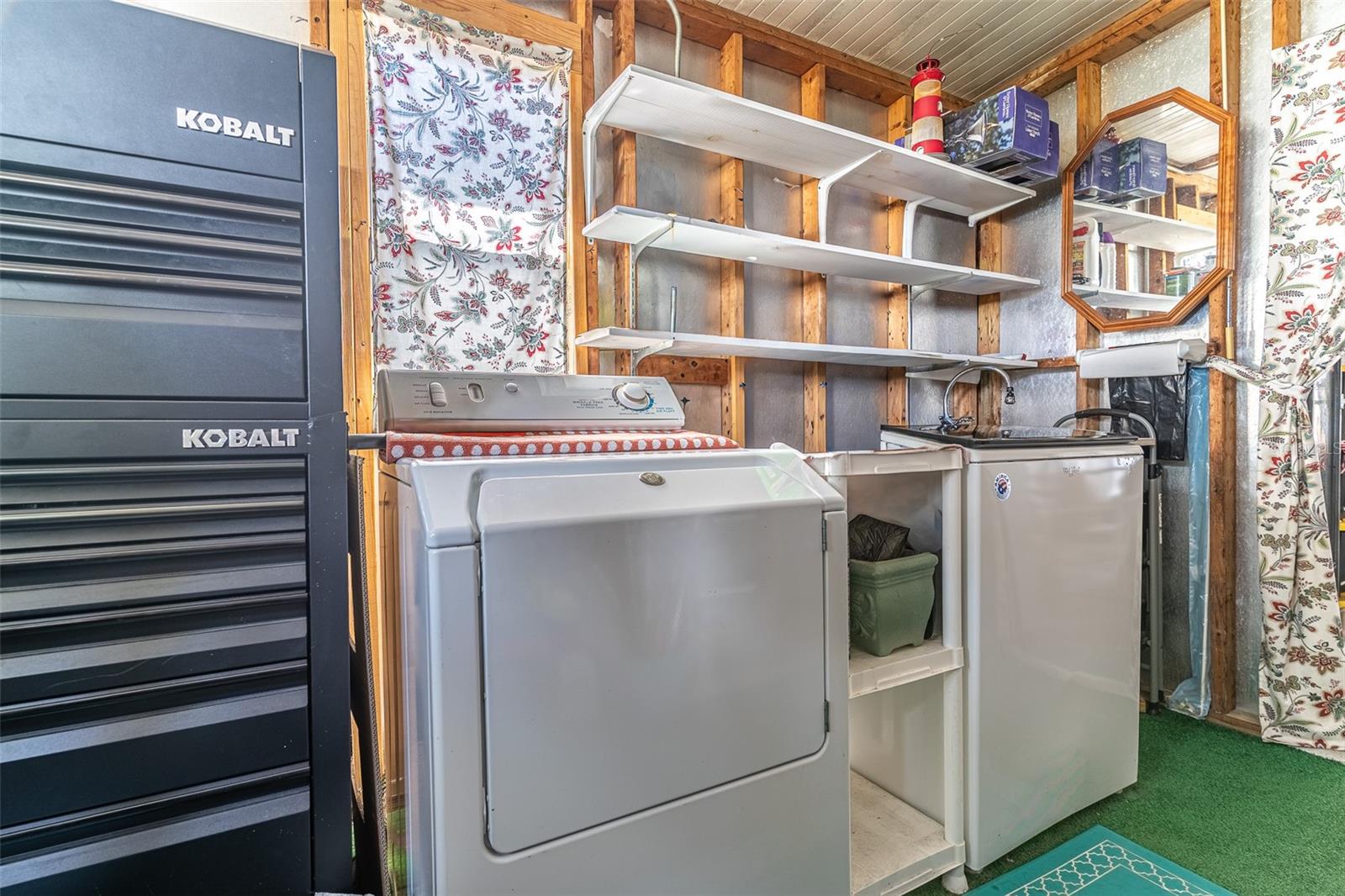 Image 19 of 28 For 6450 Hollyberry Lane Ne