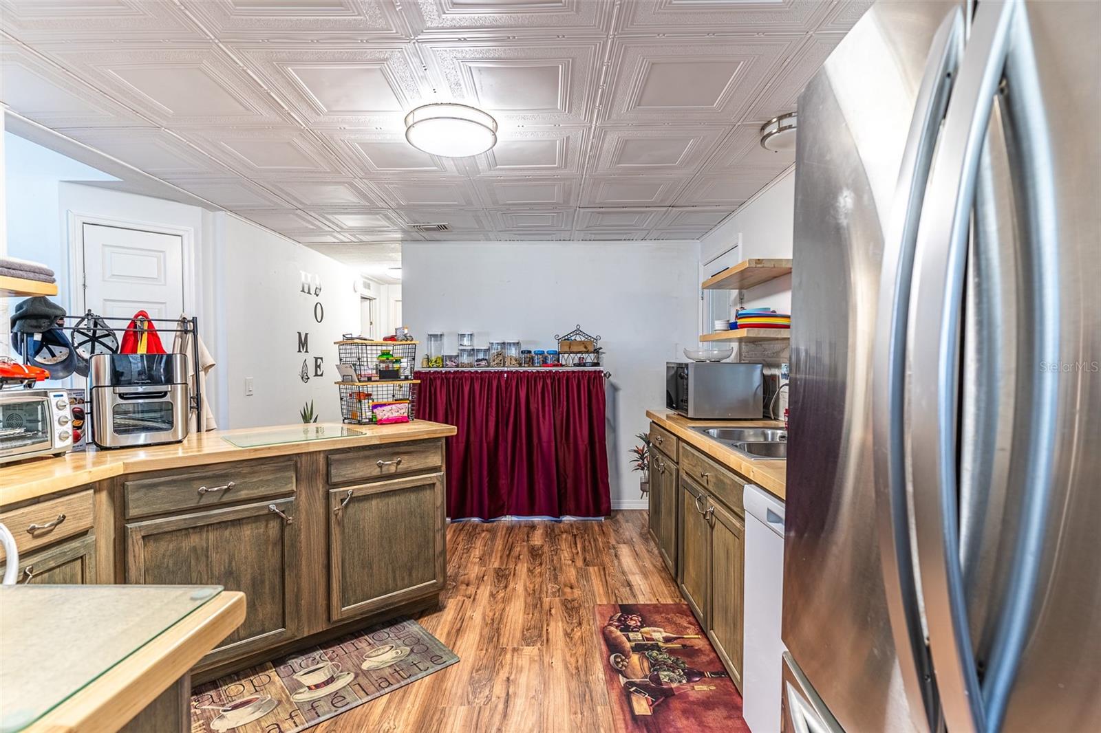 Image 6 of 28 For 6450 Hollyberry Lane Ne