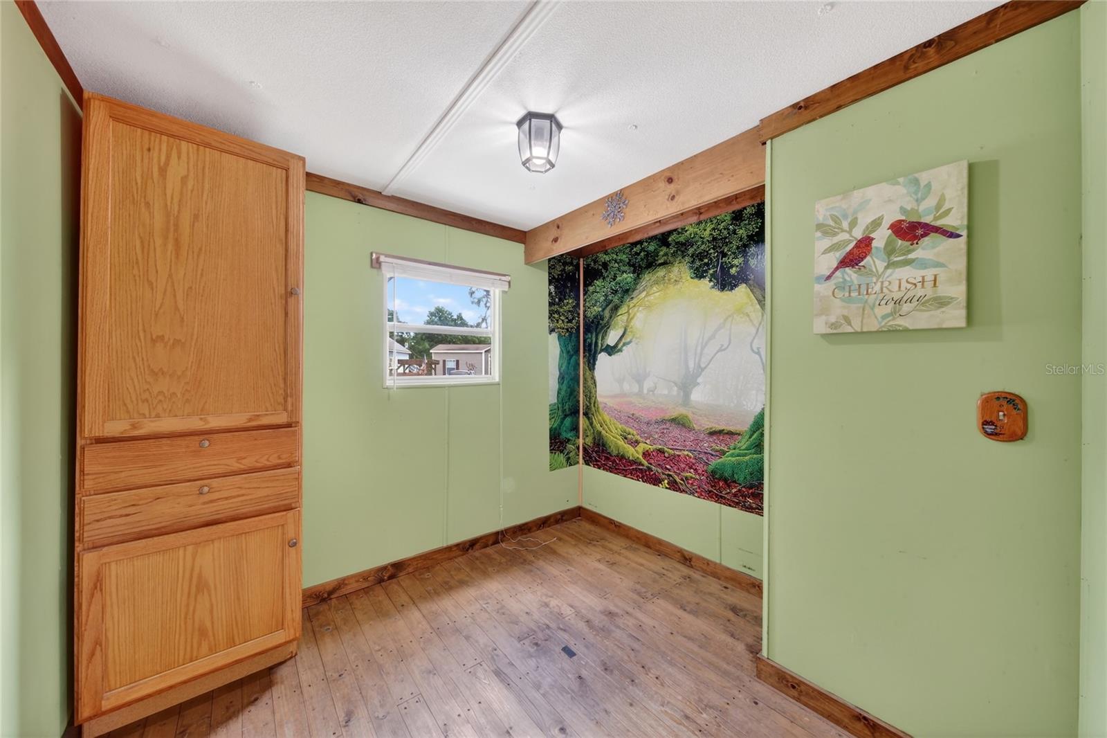 Image 12 of 26 For 4710 Village Drive