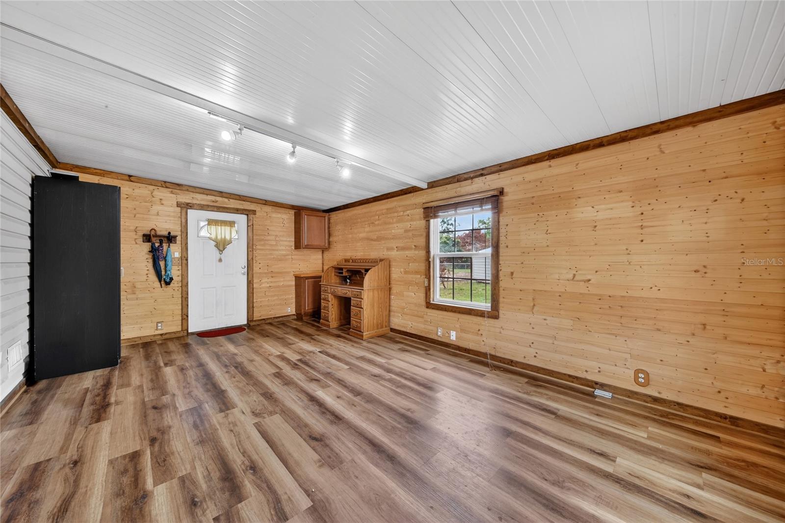 Image 17 of 26 For 4710 Village Drive