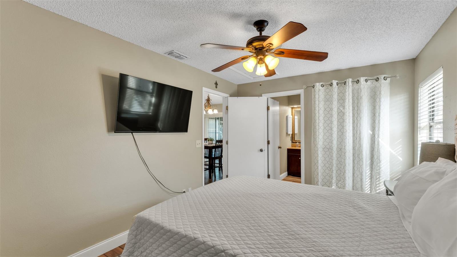 Image 15 of 40 For 804 Scott Lake Village N