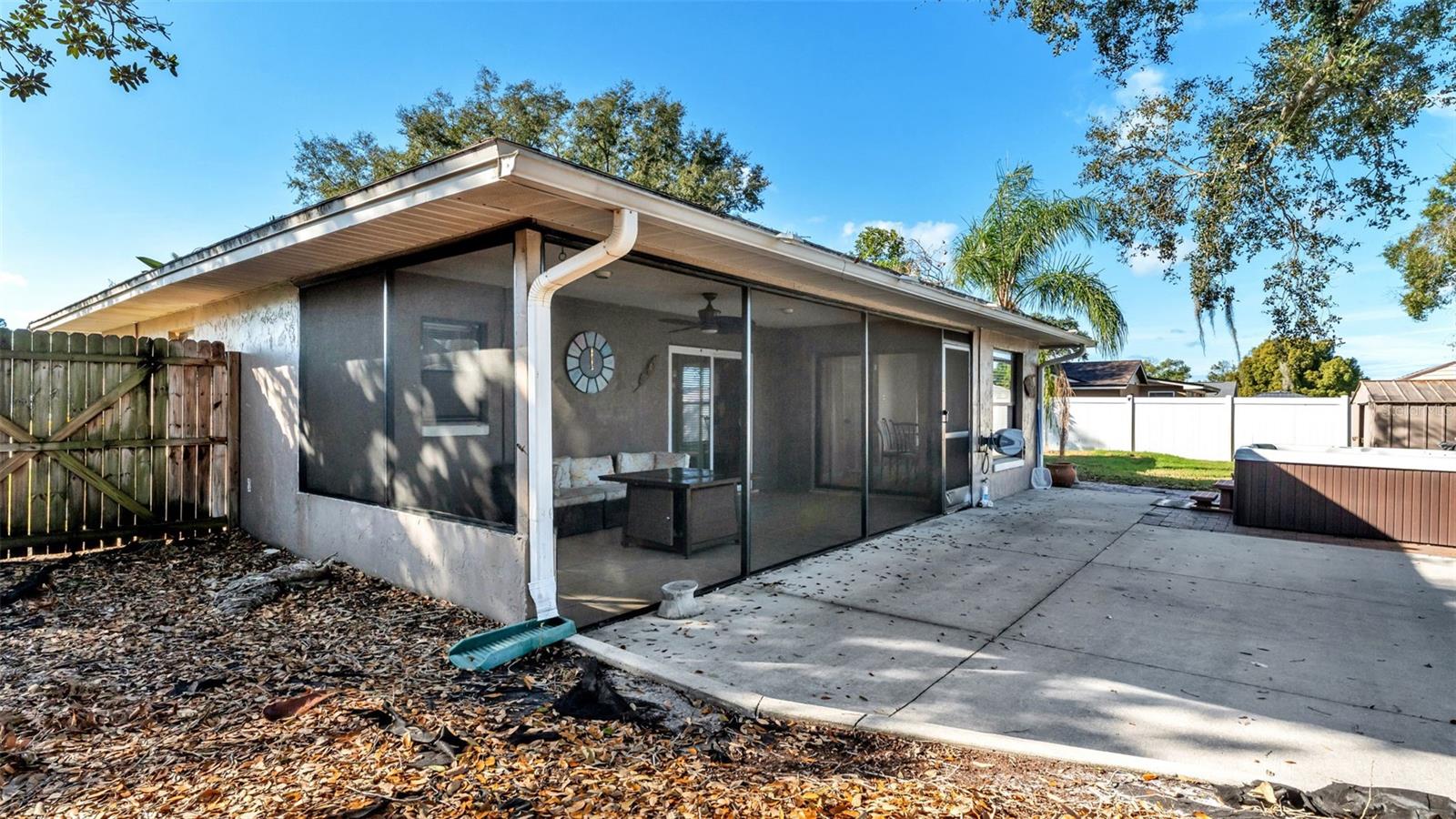 Image 30 of 40 For 804 Scott Lake Village N