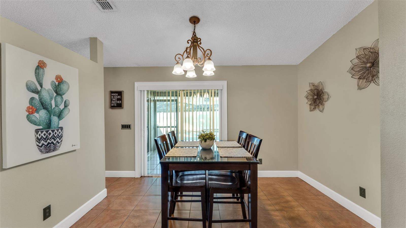 Image 9 of 40 For 804 Scott Lake Village N