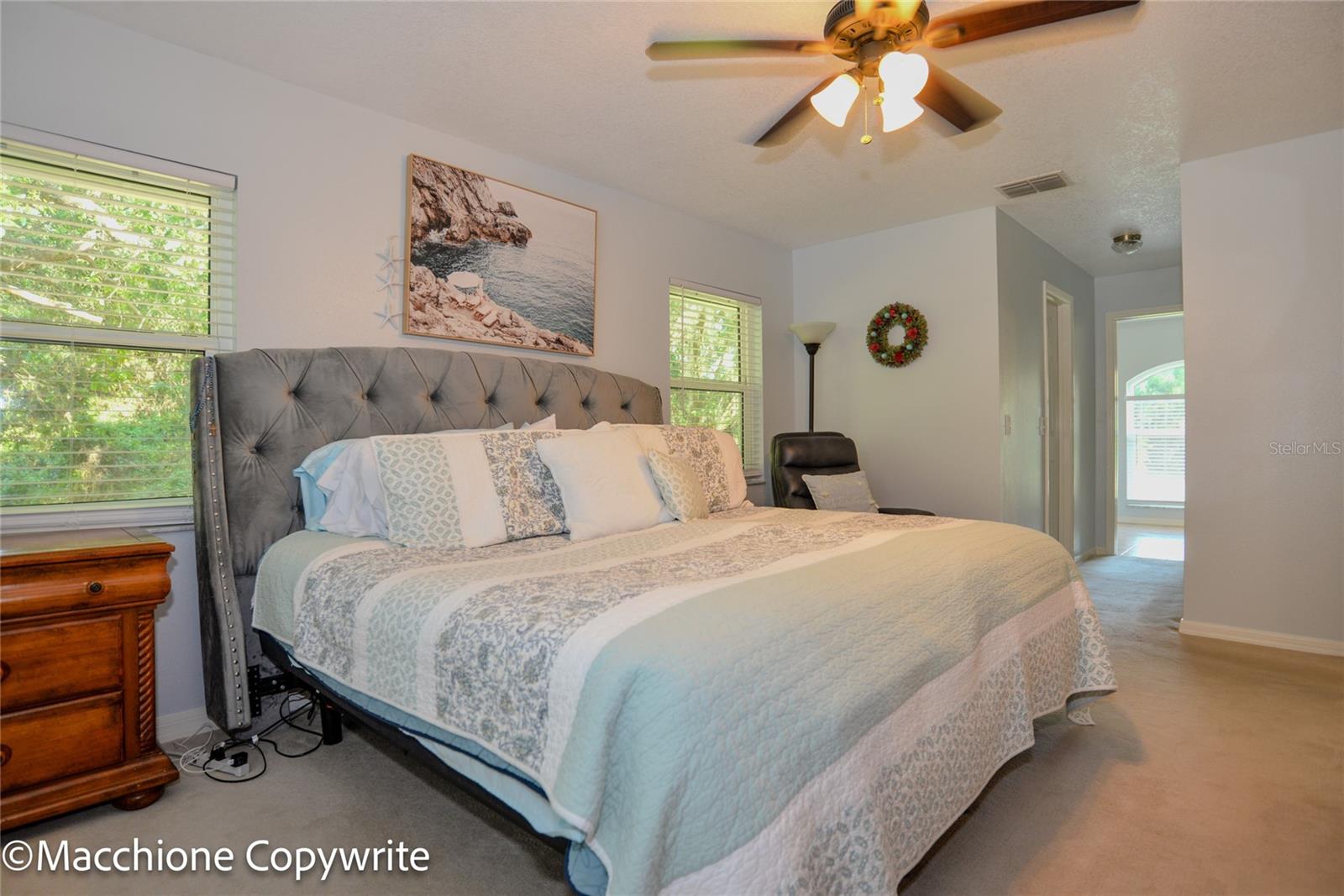 Image 12 of 20 For 9441 Pinetree Drive