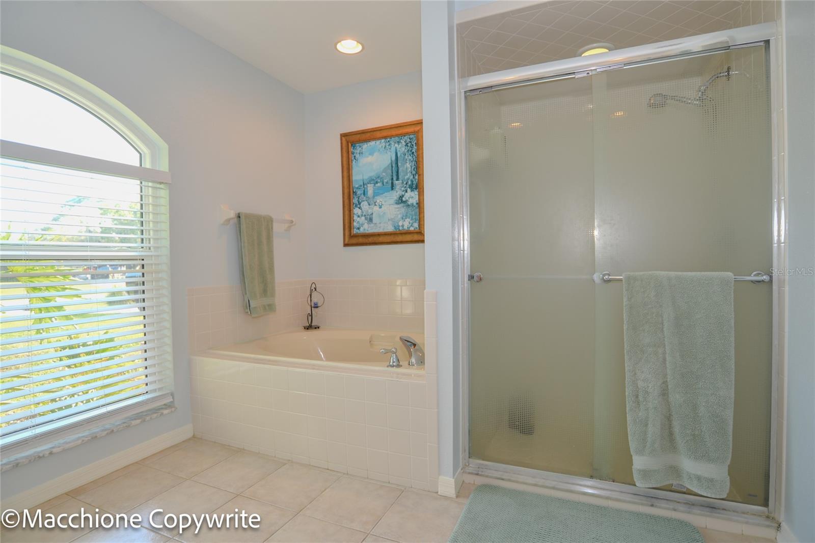 Image 16 of 20 For 9441 Pinetree Drive