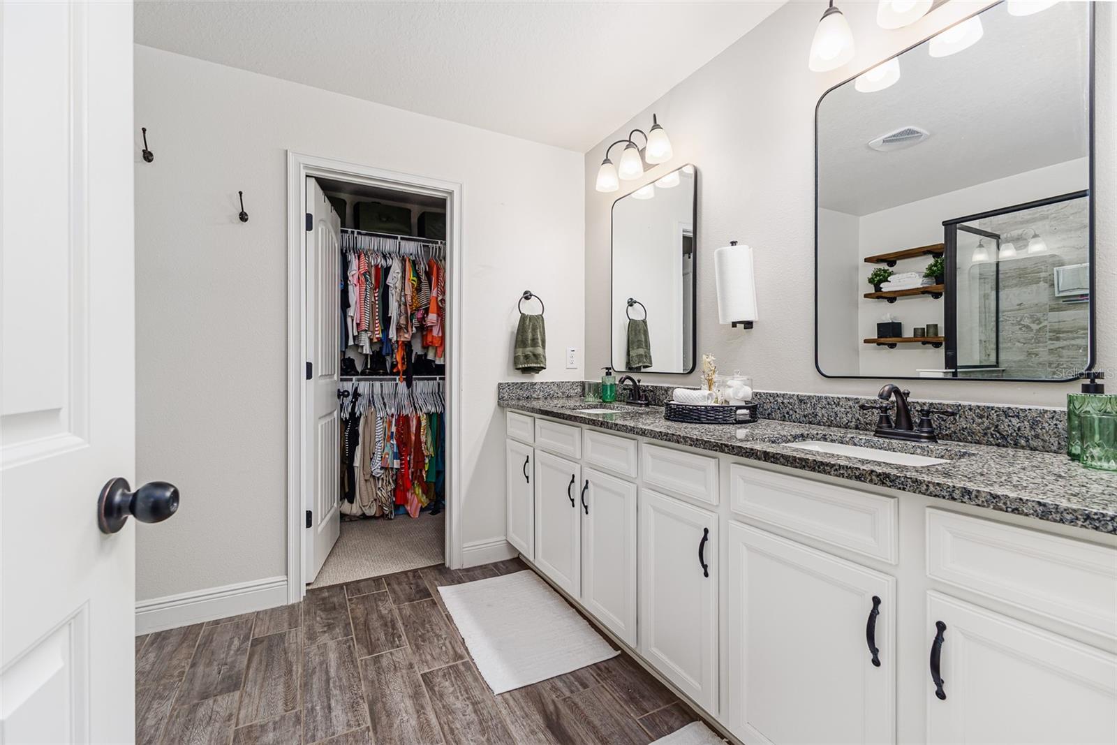 Image 21 of 43 For 11670 Cambium Crown Drive