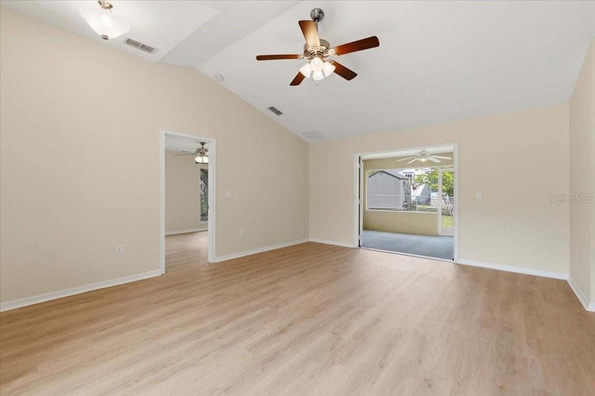 Image 19 of 45 For 1910 John Arthur Way